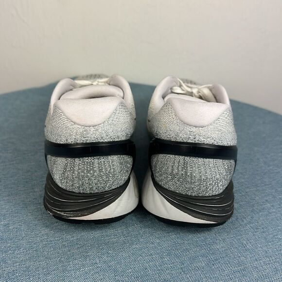 Nike Women’s Lunarglide 7 Gray And Black Running Shoes Sneakers Size 9 - Picture 4 of 10